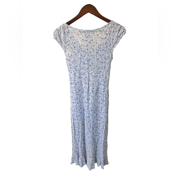 SOLD “Pull and Bear” Floral Open Tier Dress Button Up - Picture 4 of 6